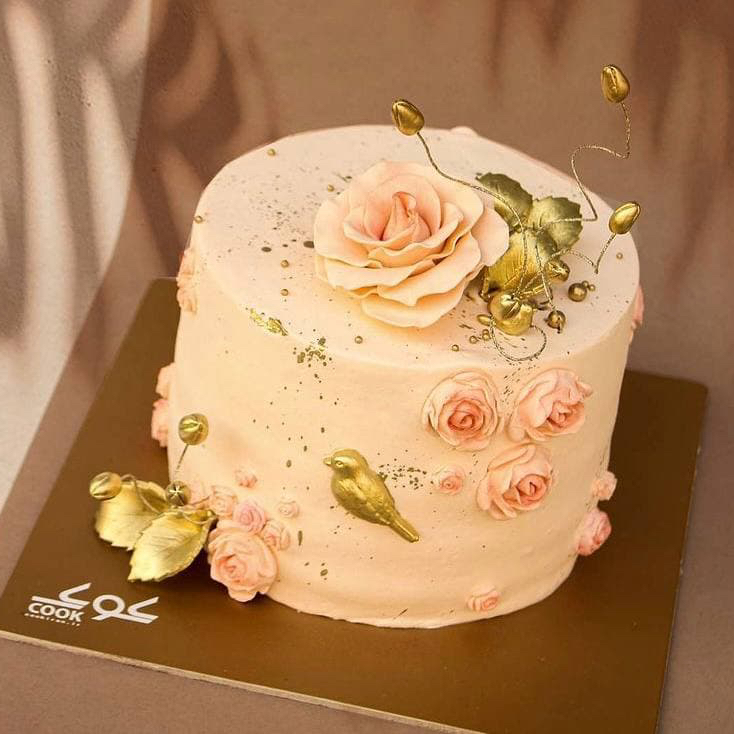 کیک با طرح رز